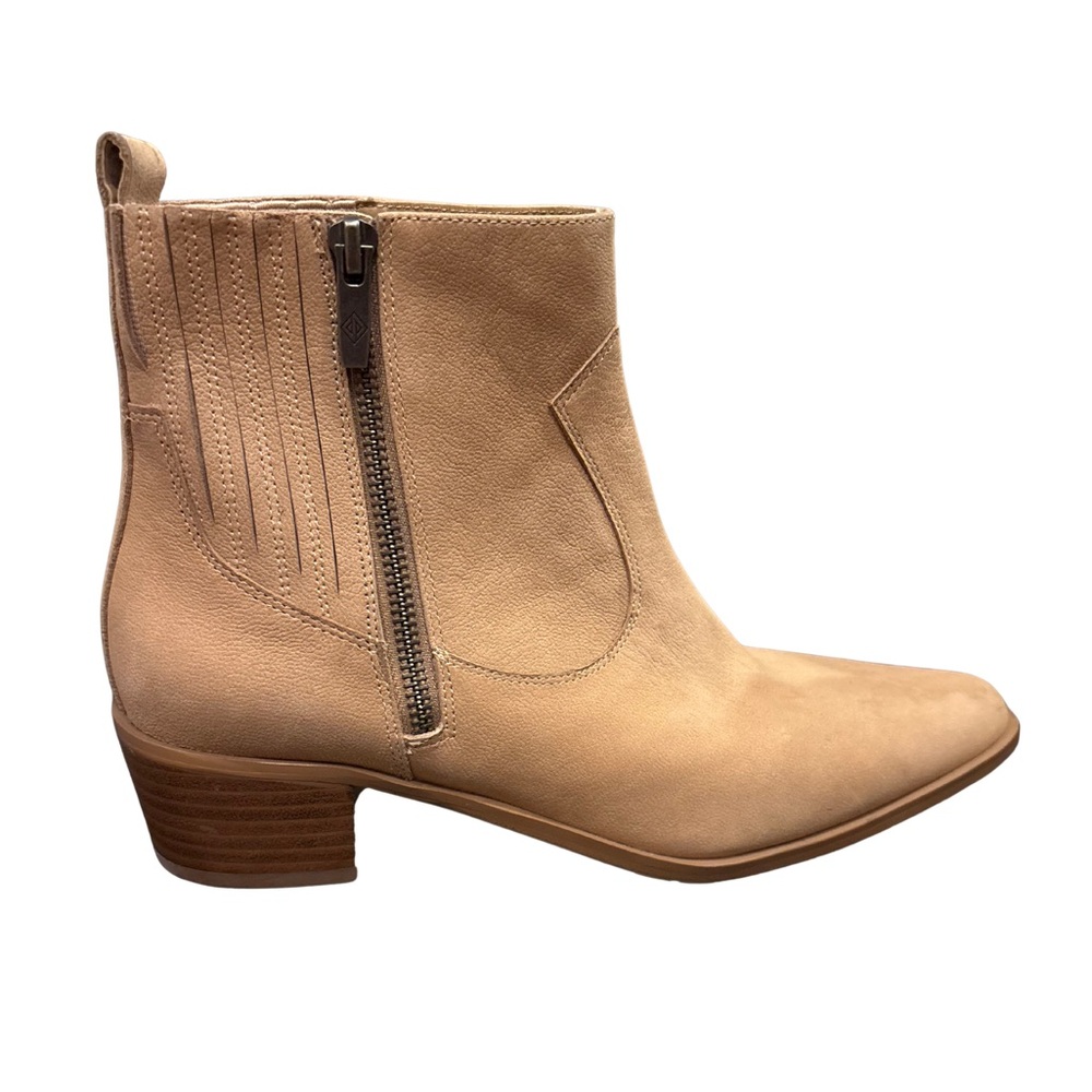 💫 Donald Pliner “Banks” Leather Ankle Boots – Size 8 💫 MSRP $298- 
NEW (no box)